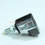 Cảm biến chân phanh 4R - ren sắt Hyundai Santafe 2003 - 2009, Forte, Avante, I30, Accent, Elentra 2008, I20 - 2012 | 938103K000
